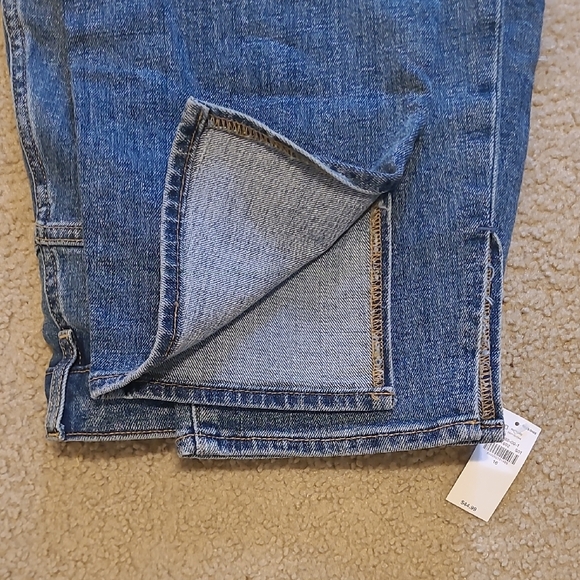 Old Navy Women Medium Blue Straight-Leg Jeans - Picture 7 of 8